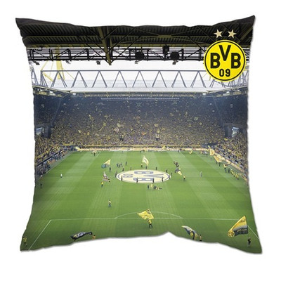 Borussia Dortmund p&aacute;rna STADION
